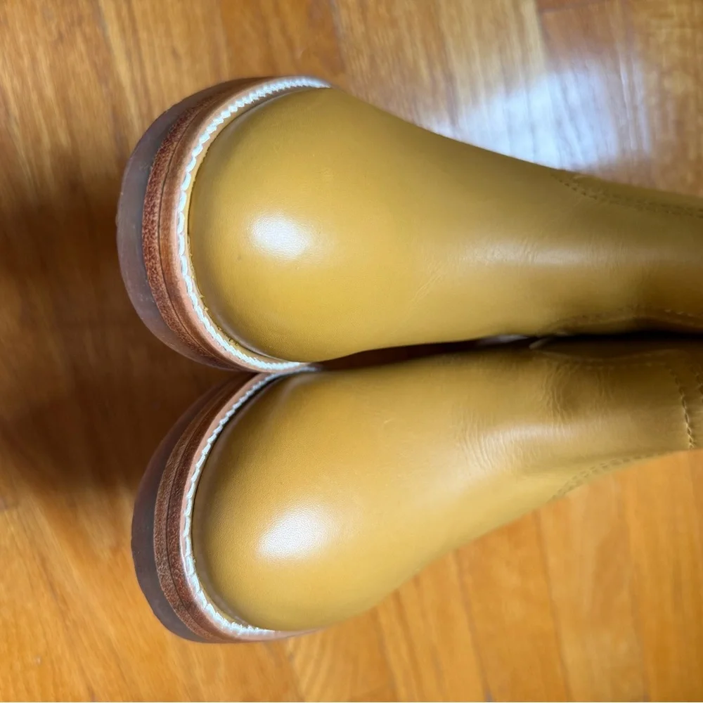 NWT Frye Camryn Leather Tall Boots in banana - Picture 7 of 13